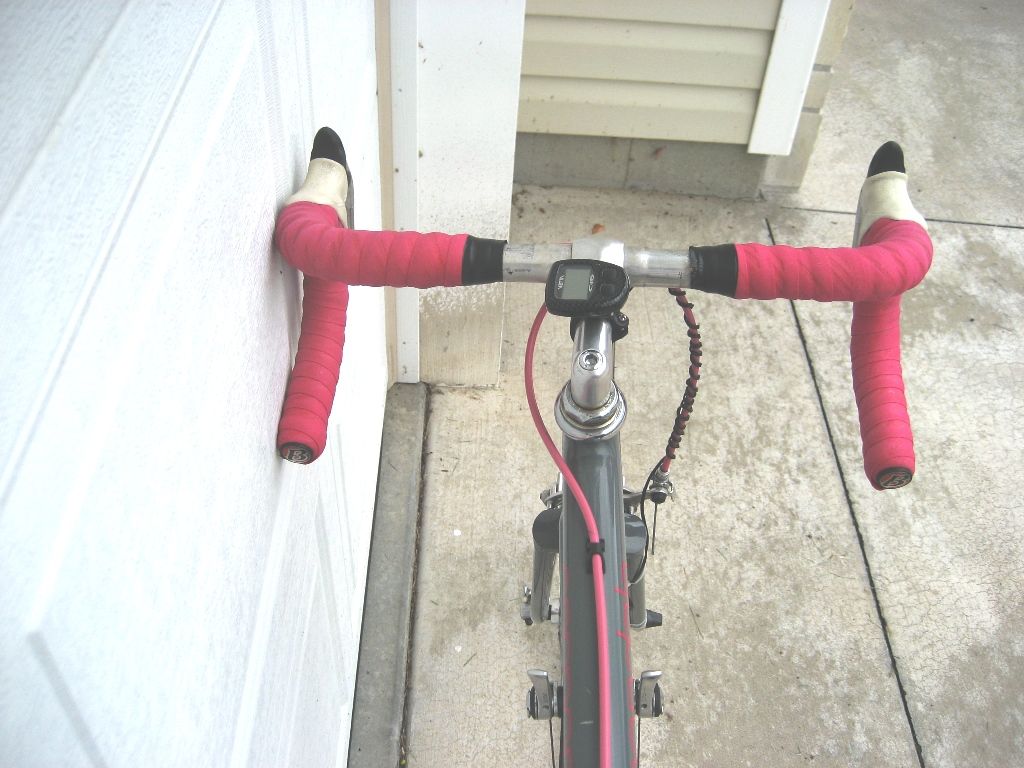 http://i952.photobucket.com/albums/ae1/Jayhoxz4/1987%20Cannondale/IMG_6015_zps53a4b343.jpg