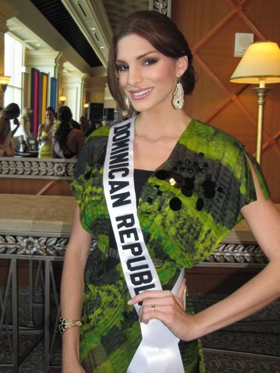 Miss Universe 2010,Auction MU