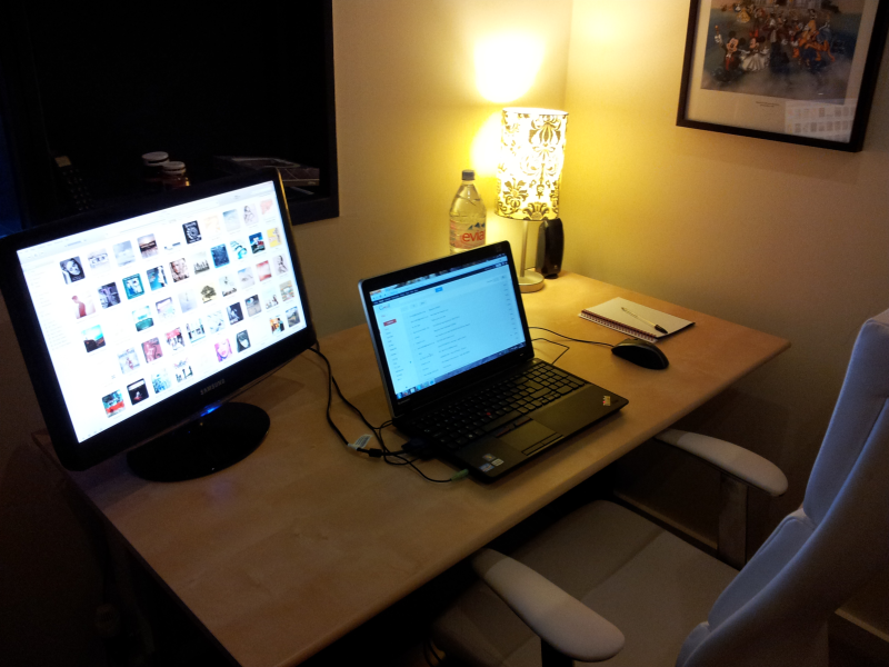 desk.png