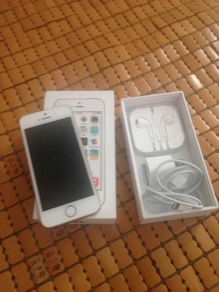 Iphone 5s gold 32g quốc tế mới likenew giá hot đây!!!!