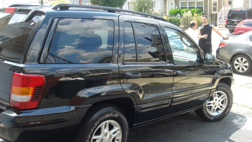 02 GRAND CHEROKEE D