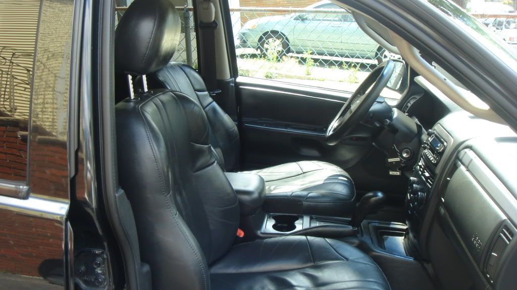 02 GRAND CHEROKEE D